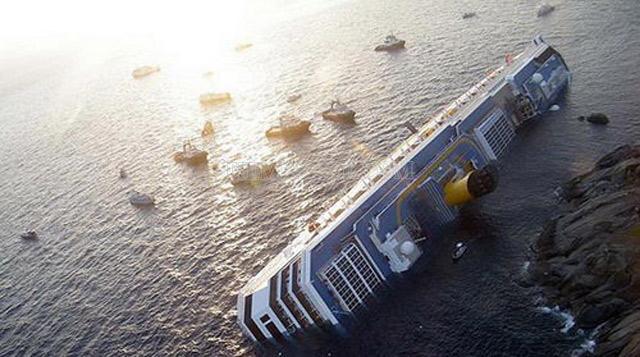 Vụ đắm tàu Costa Concordia ở Ý - xảy ra vào ngày 13/1/2012