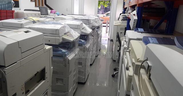 Nên mua máy photocopy mới hay cũ để mở cửa tiệm kinh doanh