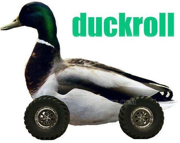 Meme rickroll đầu tiên được chia sẻ với hình ảnh vịt gắn bánh xe