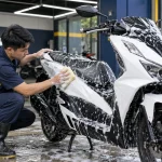 Cách rửa xe tay ga đúng cách - Tiệm Rửa Xe