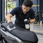 Cách vệ sinh yên xe máy - Tiệm Rửa Xe